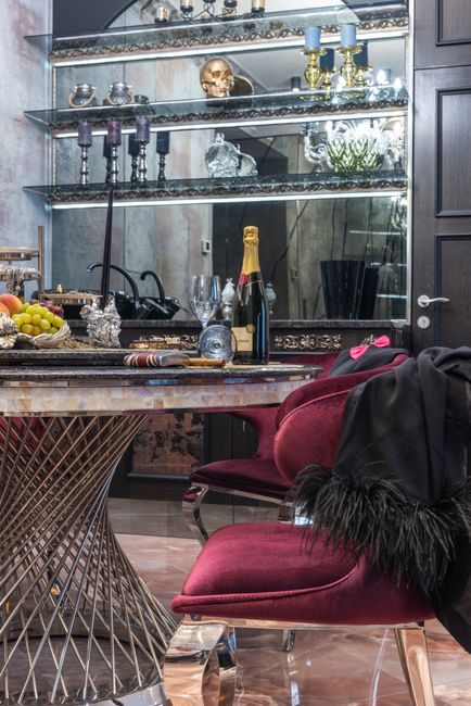 Jak dbać o krzesła glamour – czyszczenie i pielęgnacja